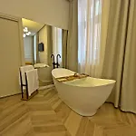 Little Rock Center Guest house 4*