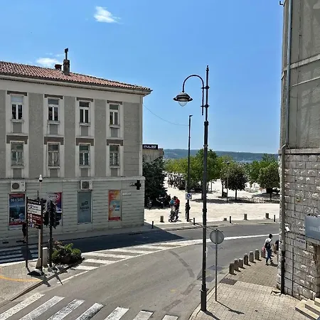 ゲストハウス Little Rock Center