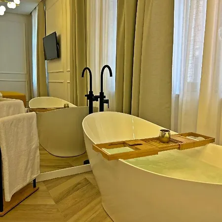 Guest house Little Rock Center 4*